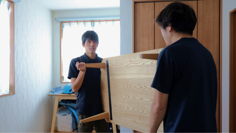 遺品整理の作業風景